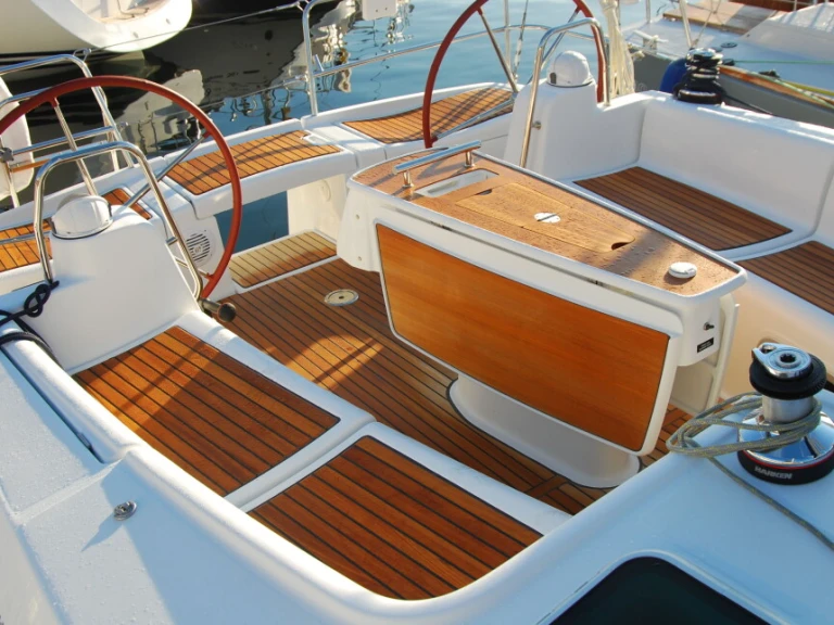 Pronájem lodi Bocas Del Toro lákavé ceny Oceanis 40