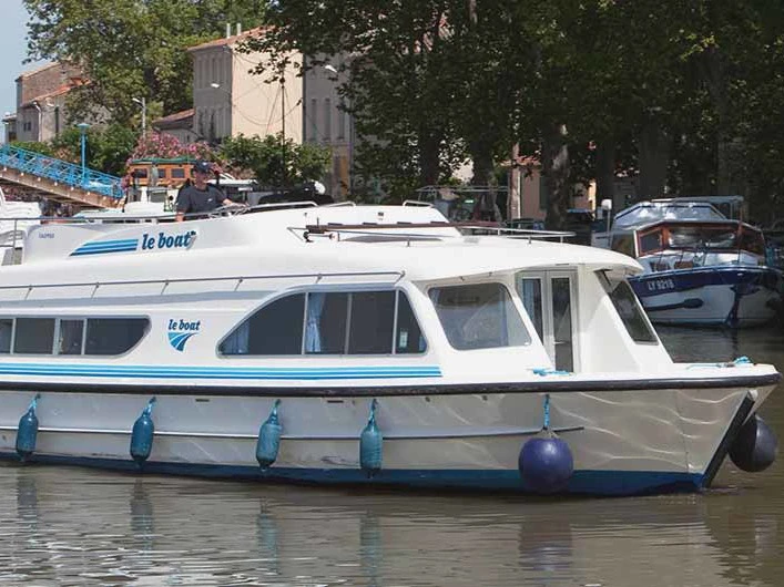 Pronajmout si Le Boat Calypso v Homps