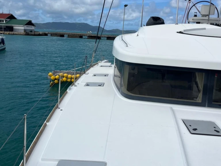 Pronájem lodi Praslin Island lákavé ceny Lagoon 52 F