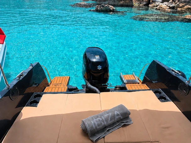 Pronájem lodi Mareti 585 v Ibiza Town na Samboatu