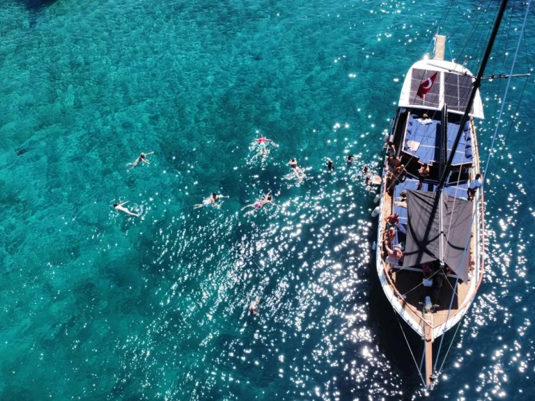 Pronajmout si Gulet Custom v Bodrum
