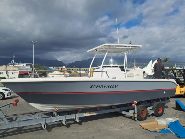 Pronájem lodi yaman SG720 v Port Réunion Ouest na Samboatu