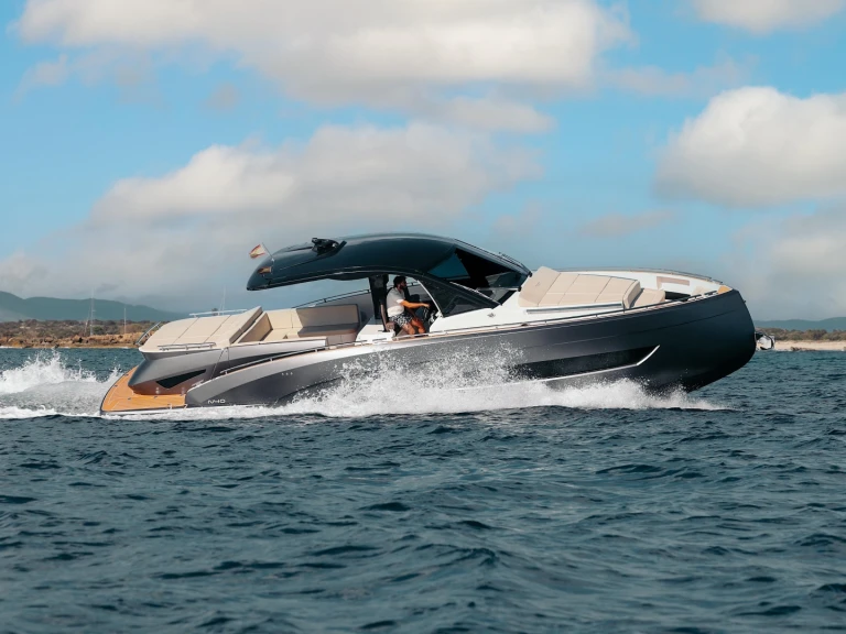Nassima Yacht  NY 40 jednotlivci a charterové společnosti v Ibiza Town