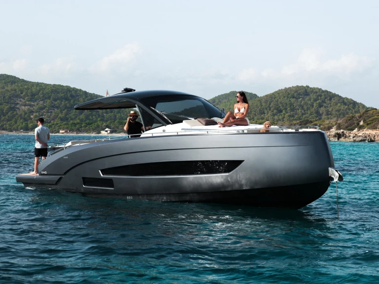 Pronajmout si Nassima Yacht  NY 40 v Ibiza Town