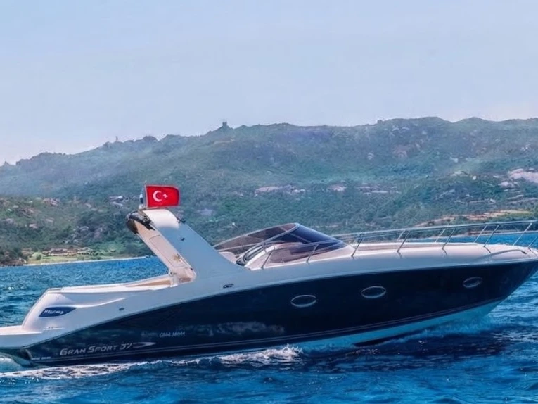 Mano Marine Mano Marine 37 Grand Sport jednotlivci a charterové společnosti v Fethiye