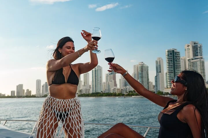Pronájem lodi Bahía de Cartagena de Indias lákavé ceny custom