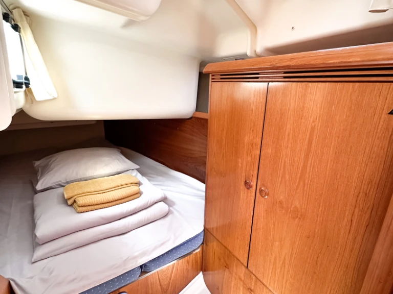 Pronájem jachty v Radovići -Jeanneau Sun Odyssey 40.3 na Samboatu