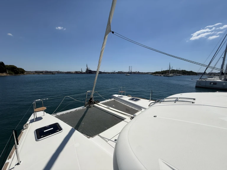 Lagoon Lagoon 39 jednotlivci a charterové společnosti v Pula