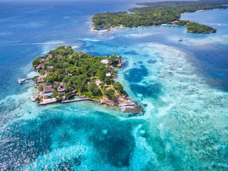 Pronájem lodi Custom Made custom v Bahia de Cartagenas na Samboatu