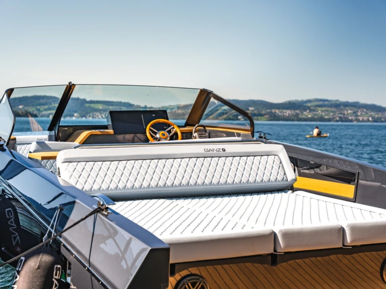 Pronájem lodi GANZ Boats Ovation 7X v Zürich na Samboatu