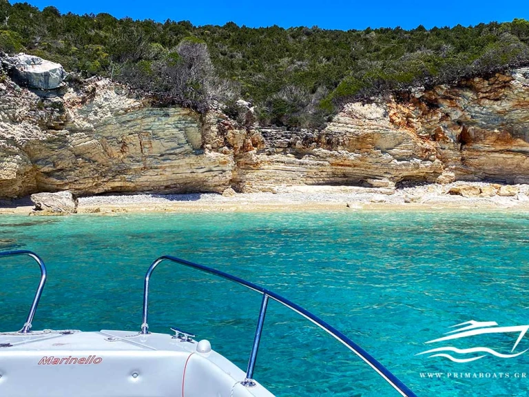 Pronajmout si Marinello Eden 590 v Gáïos