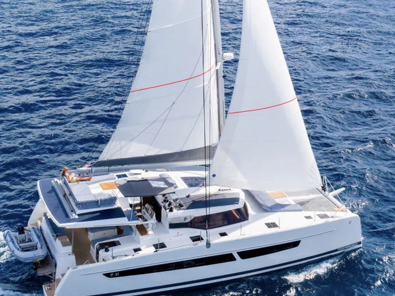 Pronájem Katamarán Fountaine Pajot s licencí