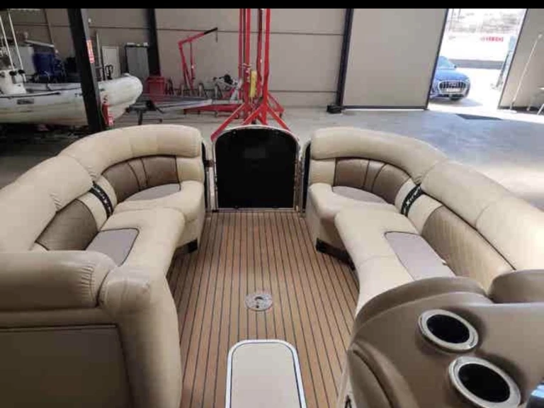 Pronajmout Motorová loď se skipperem či ne Pacific Craft v Lepe