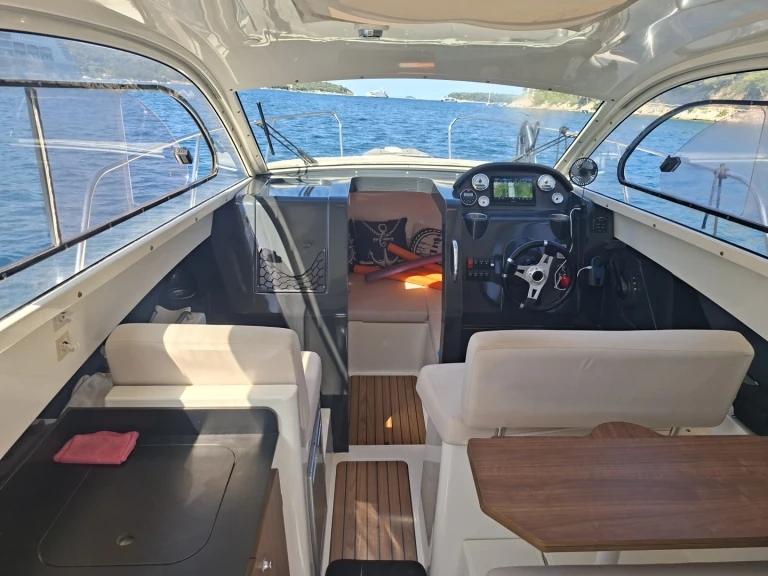 Pronájem lodi Quicksilver Activ 705 Weekend v Dubrovník na Samboatu