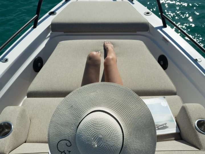 Pronájem lodi NAUTICA ESPOSITO STANISLAO ESPOSITO MARE POSITANO OPEN 38 v Hyeres na Samboatu
