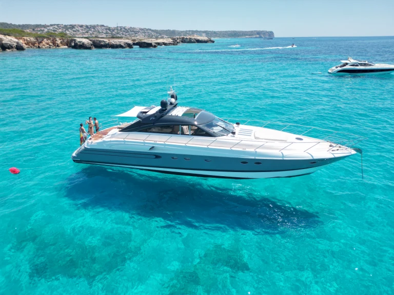 Pronajmout si Princess V65 v Mahon