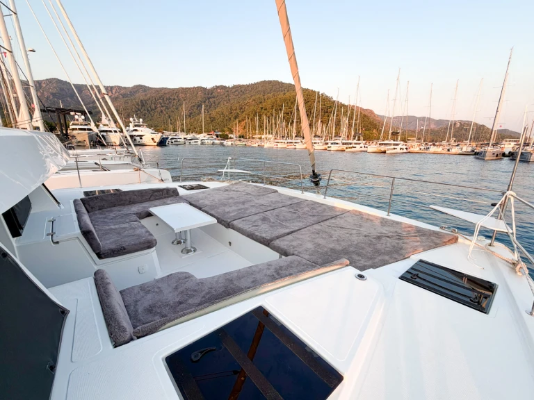 Katamarán k pronájmu v Marmaris za nejlepší cenu