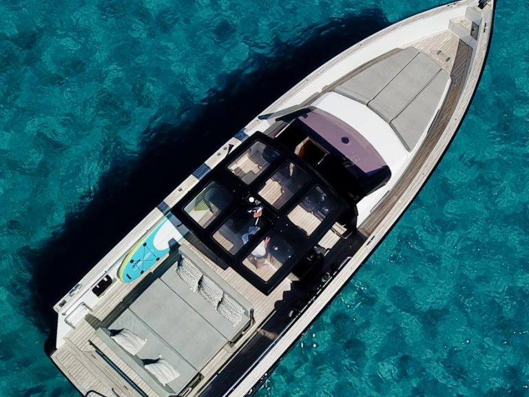 Pronájem lodi Port Grimaud lákavé ceny Fjord 40 Open
