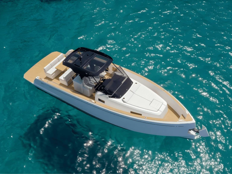 Pardo Yachts Pardo 38 jednotlivci a charterové společnosti v Glyfada