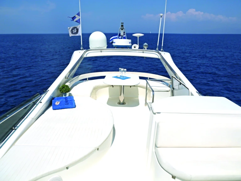 Pronájem lodi Paros (ostrov) lákavé ceny Ferretti 550