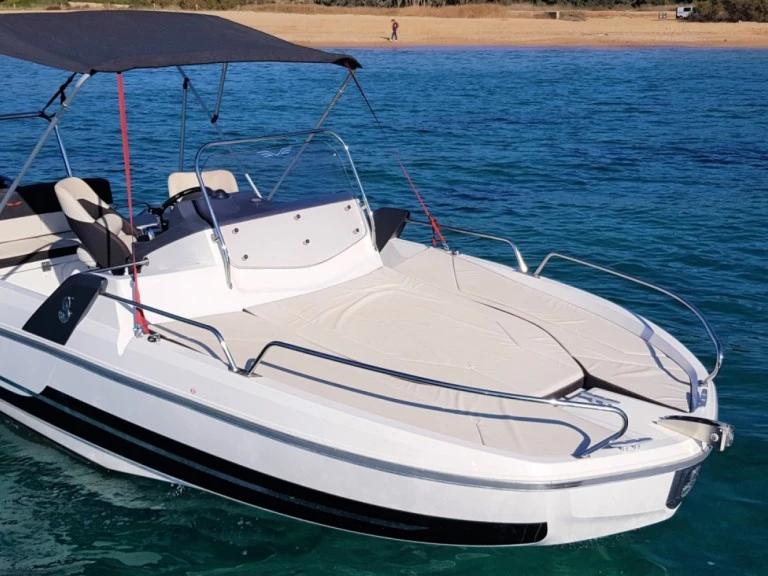 Pronájem Motorová loď v Palamos -Bénéteau Flyer 6.6 SUNdeck