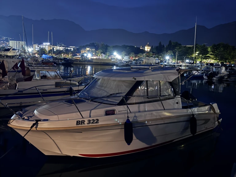 Pronájem jachty v Bar -Bénéteau Antares 780 na Samboatu