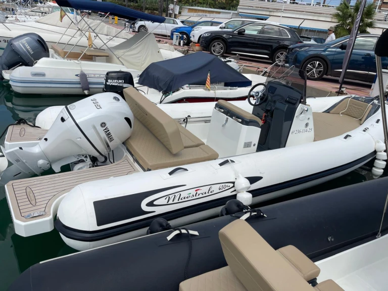 Pronájem Polotuhá loď v Port Balís -Maestrale fun650