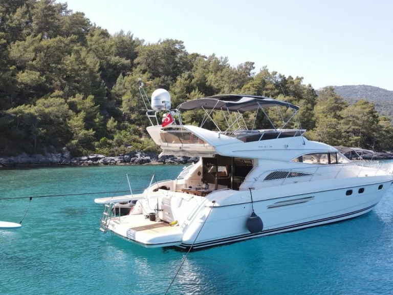Pronajmout Motorová loď se skipperem či ne Custom Made v Göcek 