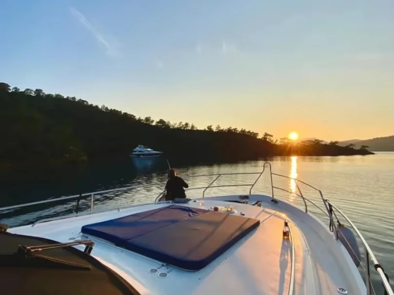 Pronajmout Motorová loď se skipperem či ne Custom Made v Göcek 