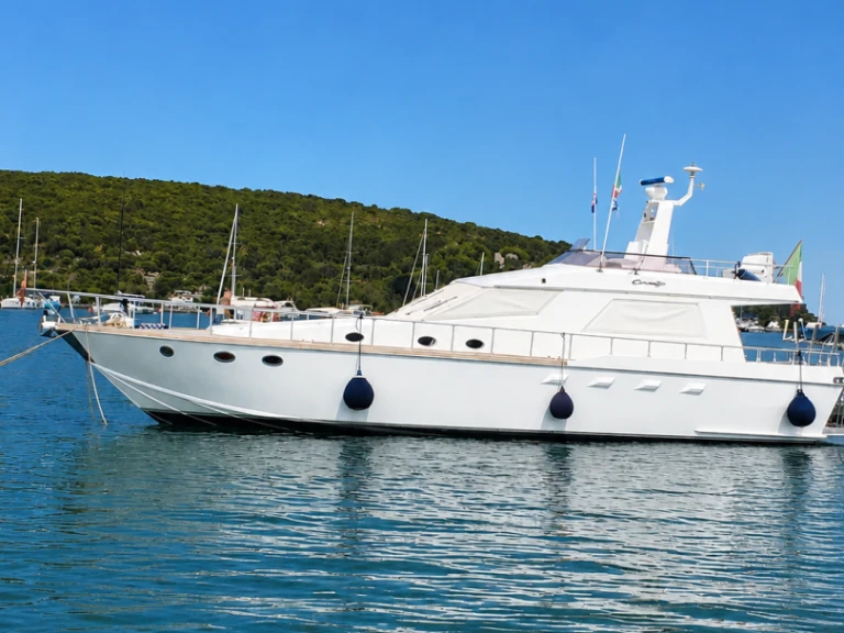 Pronájem lodi Camuffo C52 v Marina di Pisa na Samboatu