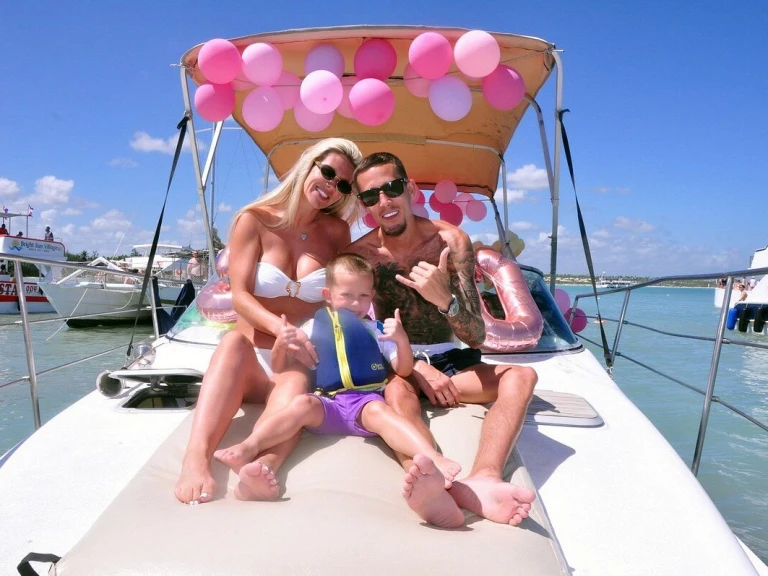 Pronajmout si Custom Made custom v Punta Cana