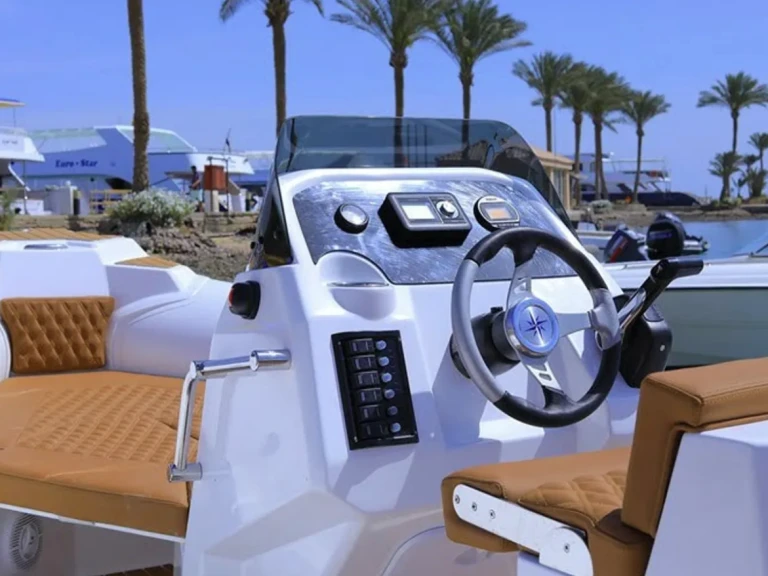 Pronájem Polotuhá loď v Pula -Viga Boats Viga Luxury 650