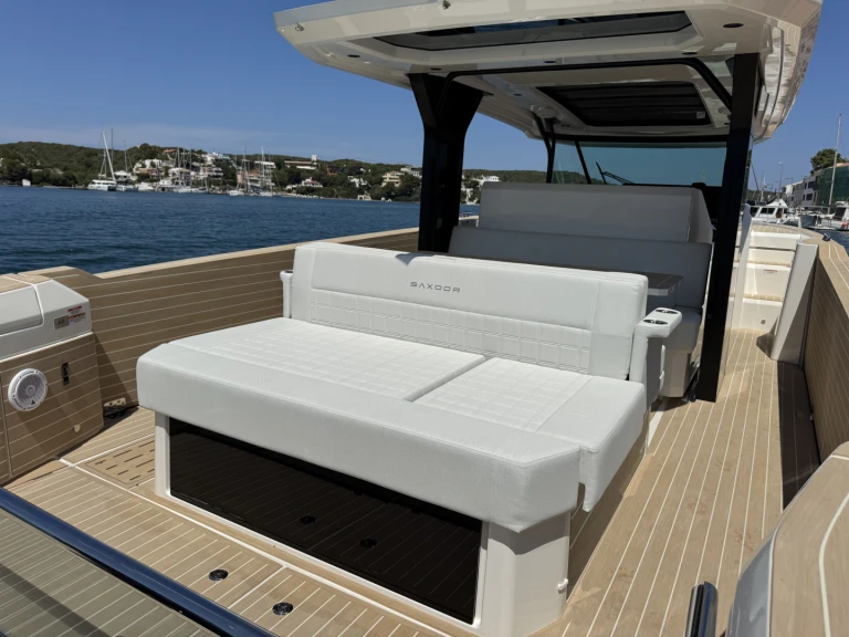 Pronájem lodi Saxdor SAXDOR 400 GTS v Mahon Port na Samboatu