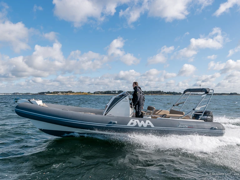 Pronájem jachty v La Trinité-sur-Mer -Bwa Sport 26 GTO na Samboatu