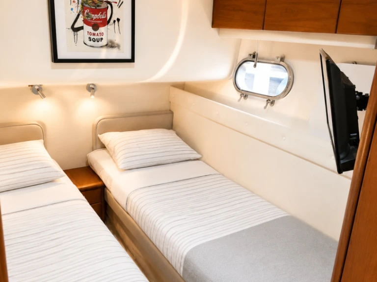Pronajmout si Princess Princess 500 v Lisabon