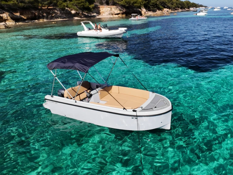 Pronájem jachty v Mandelieu-la-Napoule -Poseidon BlueWater 170 na Samboatu