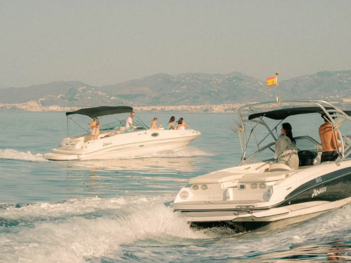Pronajmout si Sea Ray Sea Ray 240 Sundeck v La Herradura