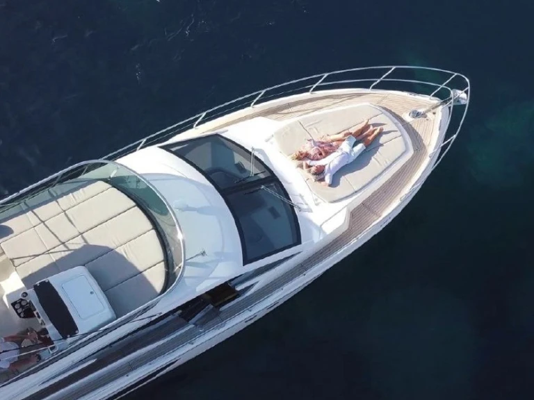 Pronájem Motorová loď v Ibiza Town -Absolute Yachts Absolute 52 Fly