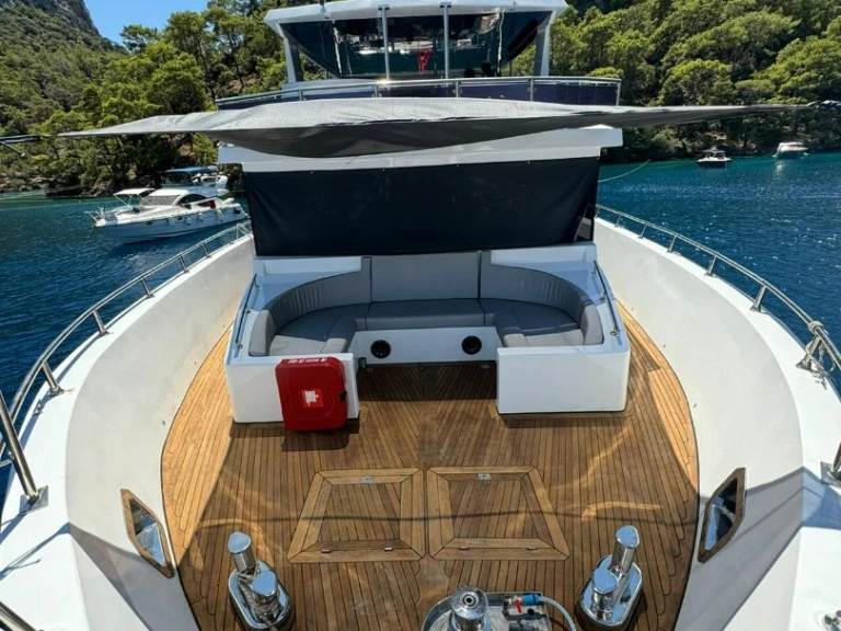 Pronajmout Motorová loď se skipperem či ne Custom Made v Göcek 