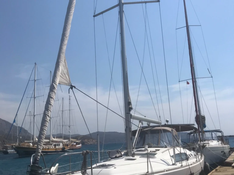 Bénéteau Oceanis 46 jednotlivci a charterové společnosti v Samsun Körfezi