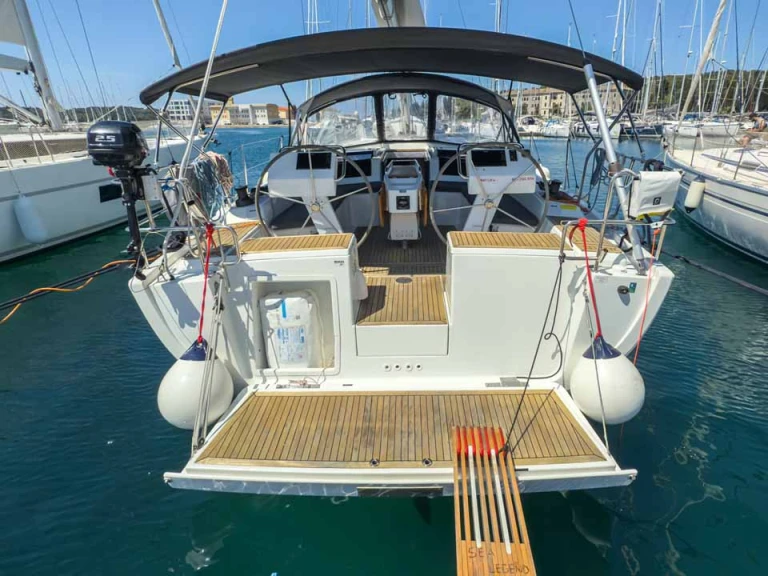 Pronájem Plachetnice v Pula -Hanse Hanse 455