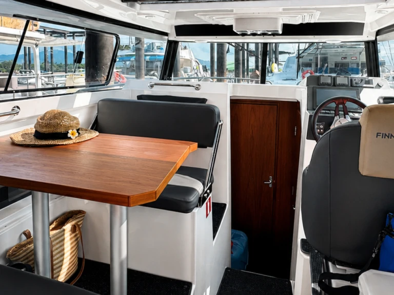 Pronájem Motorová loď Finnmaster s licencí