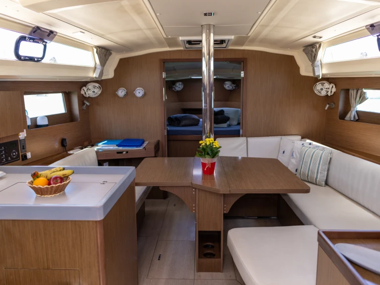 Pronájem lodi Bénéteau Oceanis 41.1 Performance v Port de Pollenca na Samboatu