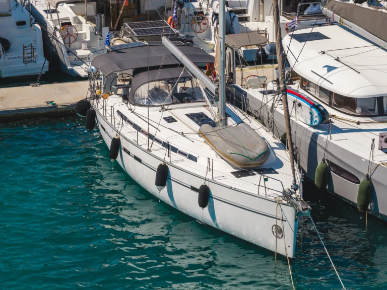 Pronajmout si Bavaria Cruiser 45 v Ligia