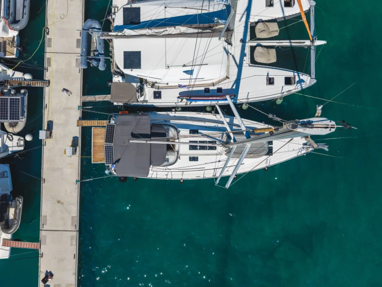 Pronájem lodi Ligia lákavé ceny Cruiser 45
