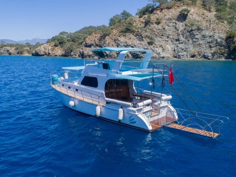 Pronájem lodi Custom Made Custom made v Göcek  na Samboatu