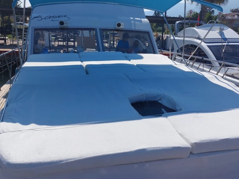 Custom Made Custom made jednotlivci a charterové společnosti v Göcek 