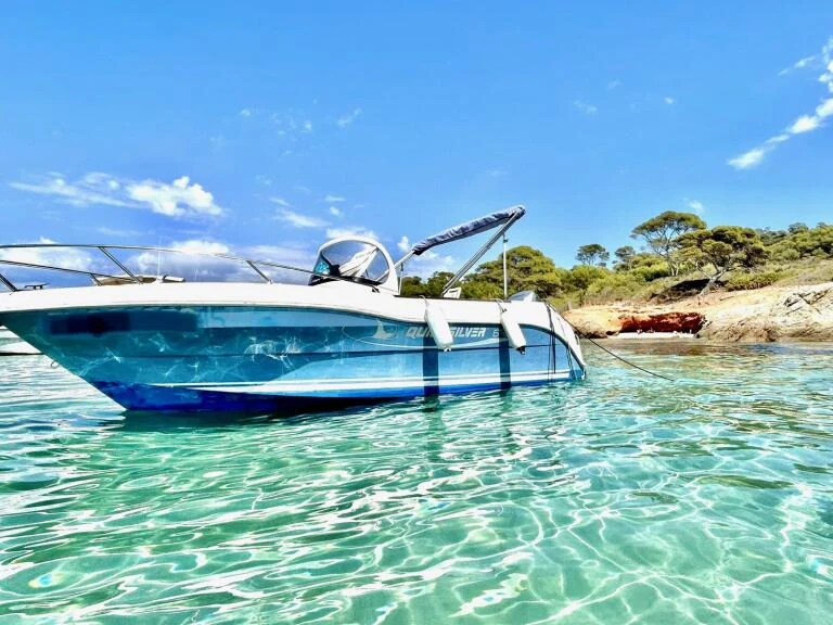 Pronájem jachty v Les Salins d'Hyères -Quicksilver Quicksilver 635 Commander na Samboatu