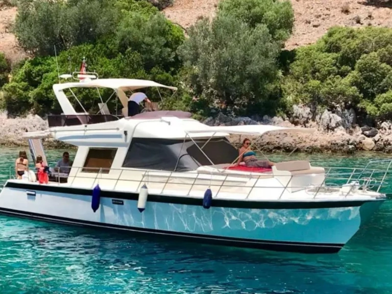 Pronájem lodi Custom Made Custom made v Göcek  na Samboatu