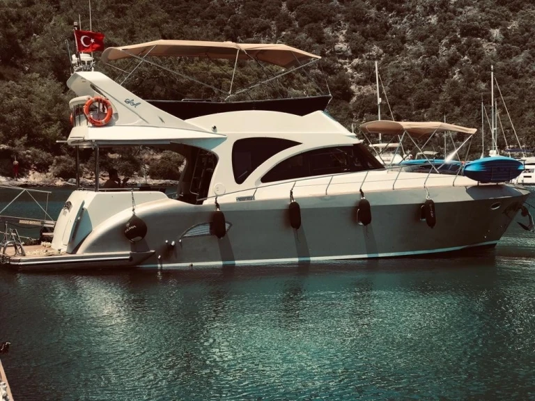 Custom Made Custom made jednotlivci a charterové společnosti v Göcek 
